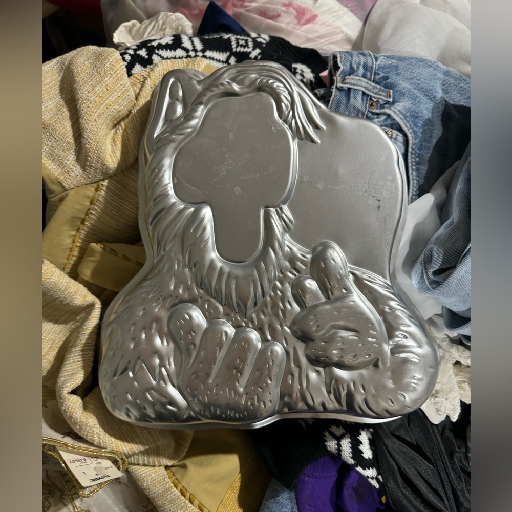 Wilton Cake pan alien productions vintage 1988 Alf
